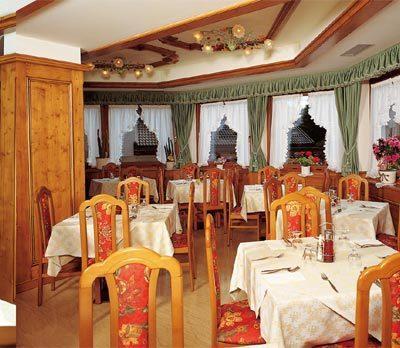 Hotel Pordoi - Fam Furgler Arabba Exterior foto